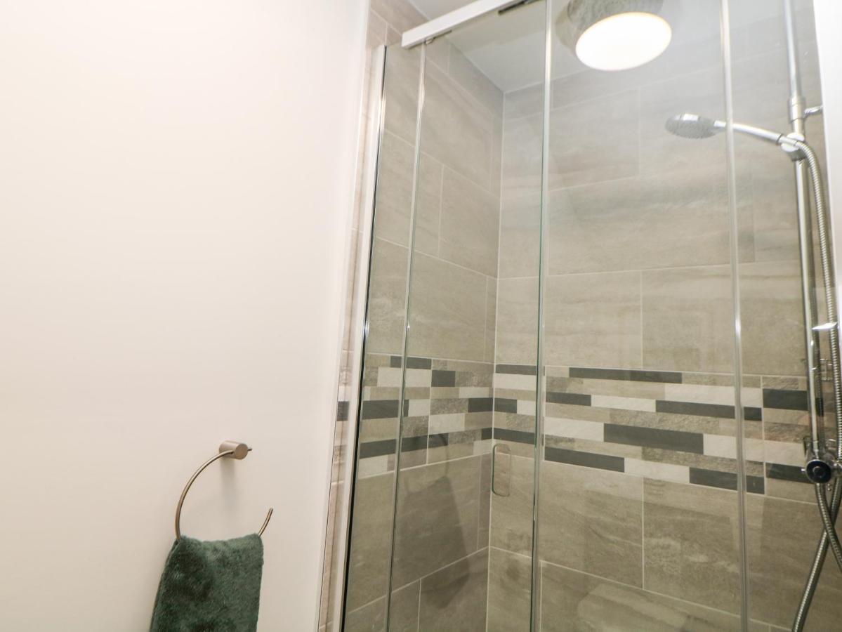Sunshine Apartment Белпер Екстер'єр фото