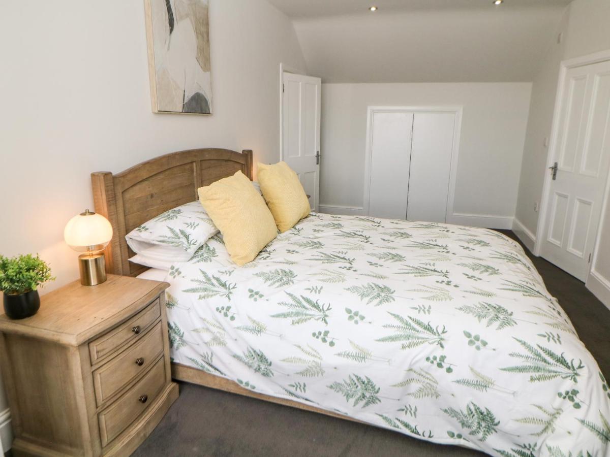 Sunshine Apartment Белпер Екстер'єр фото